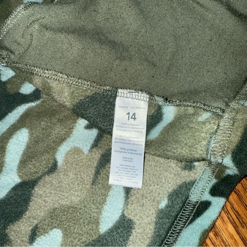 OshKosh B'gosh Jacket Fleece Camo Boys Size 14 Full Zip Green Army Print Soft